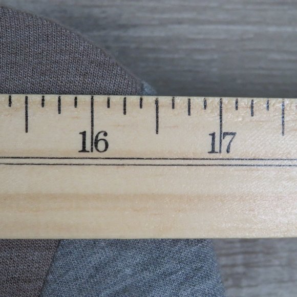 Chico's* Women's Long Sleeve Cowl Neck Asymmetrical Abstract‎ Hem Blouse~ Size 1 - Picture 12 of 15